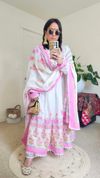 NAINA ANARKALI PINK