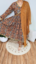 PABI ANARKALI