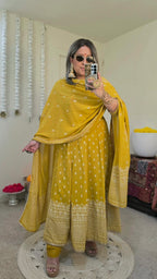 PARU ANARKALI