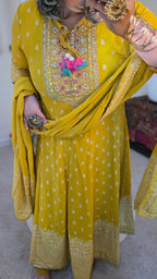 PARU ANARKALI